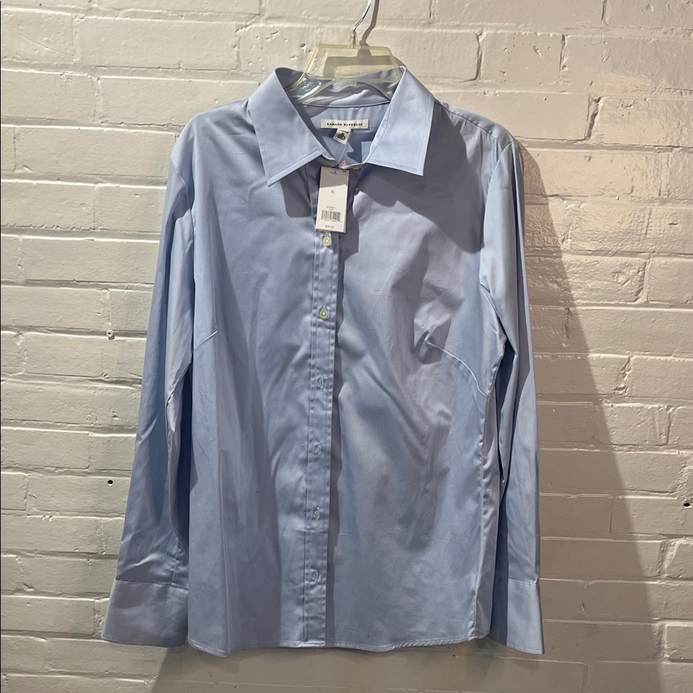 Banana Republic Periwinkle Blue Button Down Shirt NWT